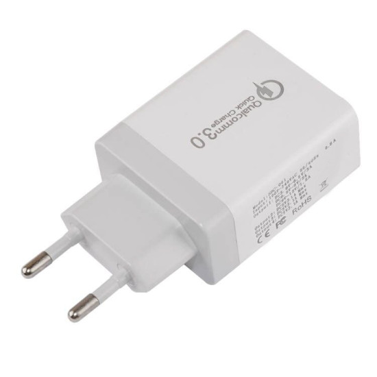 Makki бързо зарядно Fast Charger - QC3.0+3xUSB 30W White - MAKKI-QC48W4 Makki бързо зарядно Fast Charger - QC3.0+3xUSB 30W White - MAKKI-QC48W4