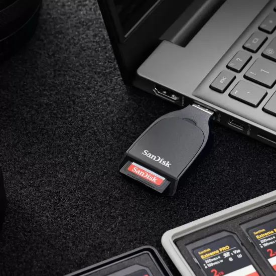 Extreme PRO SD Card USB-C Reader, USB-A, SD-SDDR-B731-GN6NN, QuickFlow™ SD UHS-I Card USB-A Reader