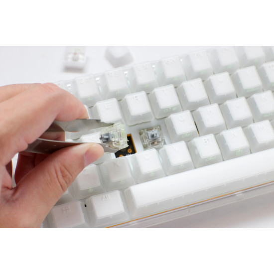 Ducky професионална геймърска механична клавиатура Professional Gaming Mechanical Keyboard One 3 Mini Aura White -  Cherry MX RGB Brown [Tactile]