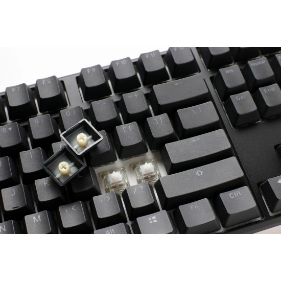 Ducky професионална геймърска механична клавиатура Professional Gaming Mechanical Keyboard One 3 Classic - Cherry MX RGB Brown Switches [Tactile]