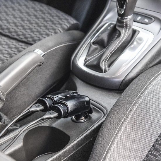 HAMA 2-Way Distributor for Cigarette Lighter Socket, 180 °, 12 V, 223403