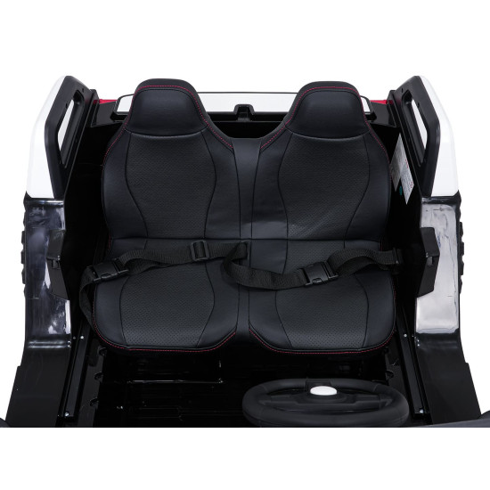 Battery-powered two-seater UTV off-road jeep, 4x4, 24V, 690W, with MP4 & MP3 player