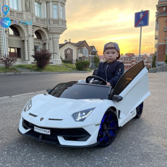 Licensed Lamborghini Aventador SVJ 2-Seater Ride-On Car 24V/14Ah with Drift Function 1500W